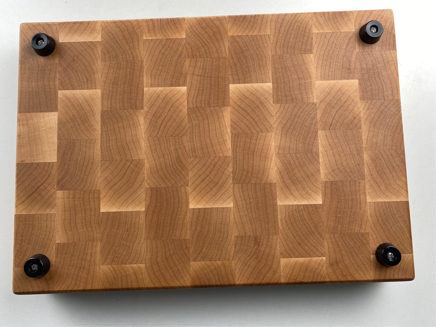Handmade End-grain Cutting Board, Solid Maple, 2-1/2-inch Thick, Heavy Duty