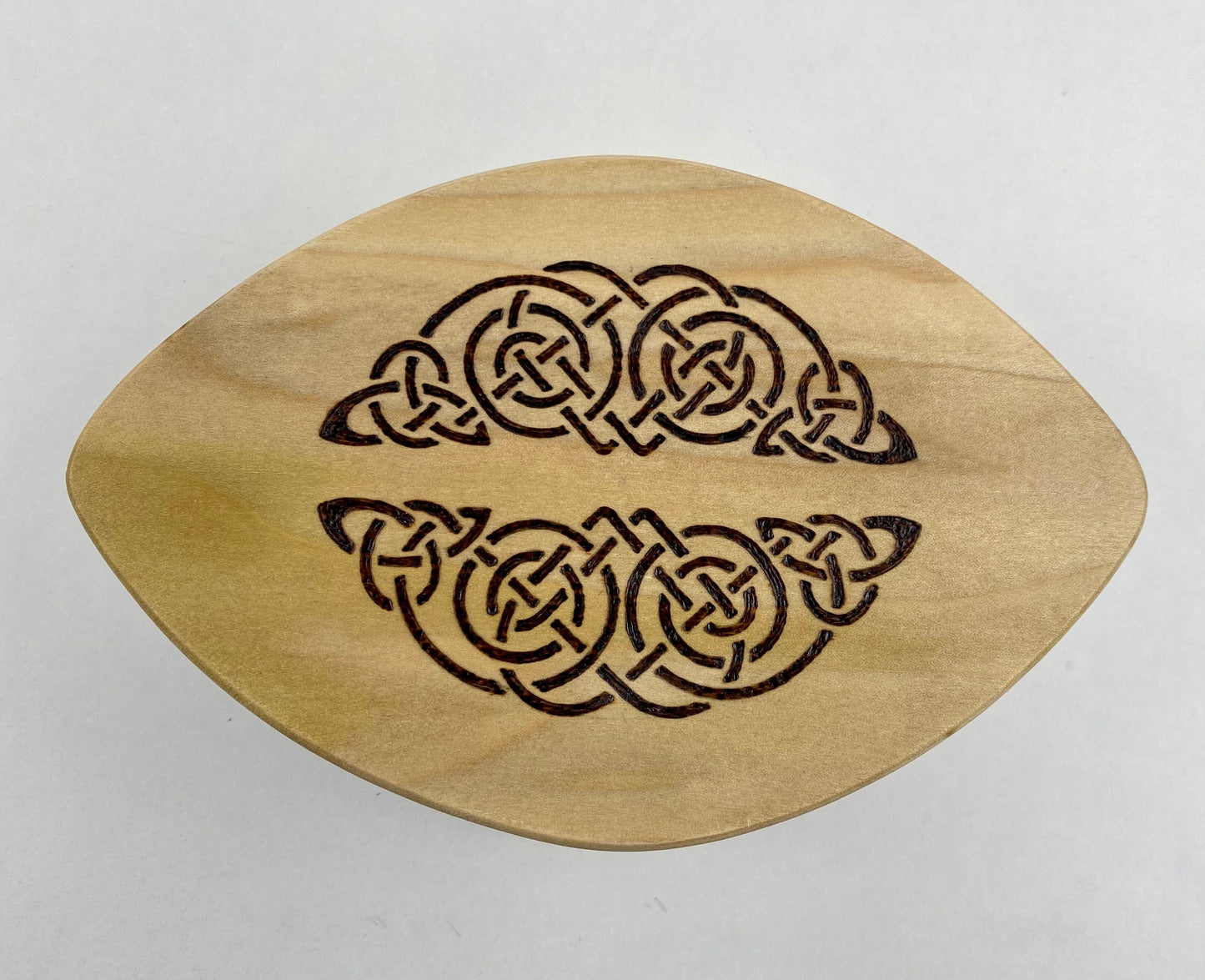 Small Handmade Keepsake Box - Celtic knot design - Poplar wood - lift-off lid with green Flocking lining - bandsaw box