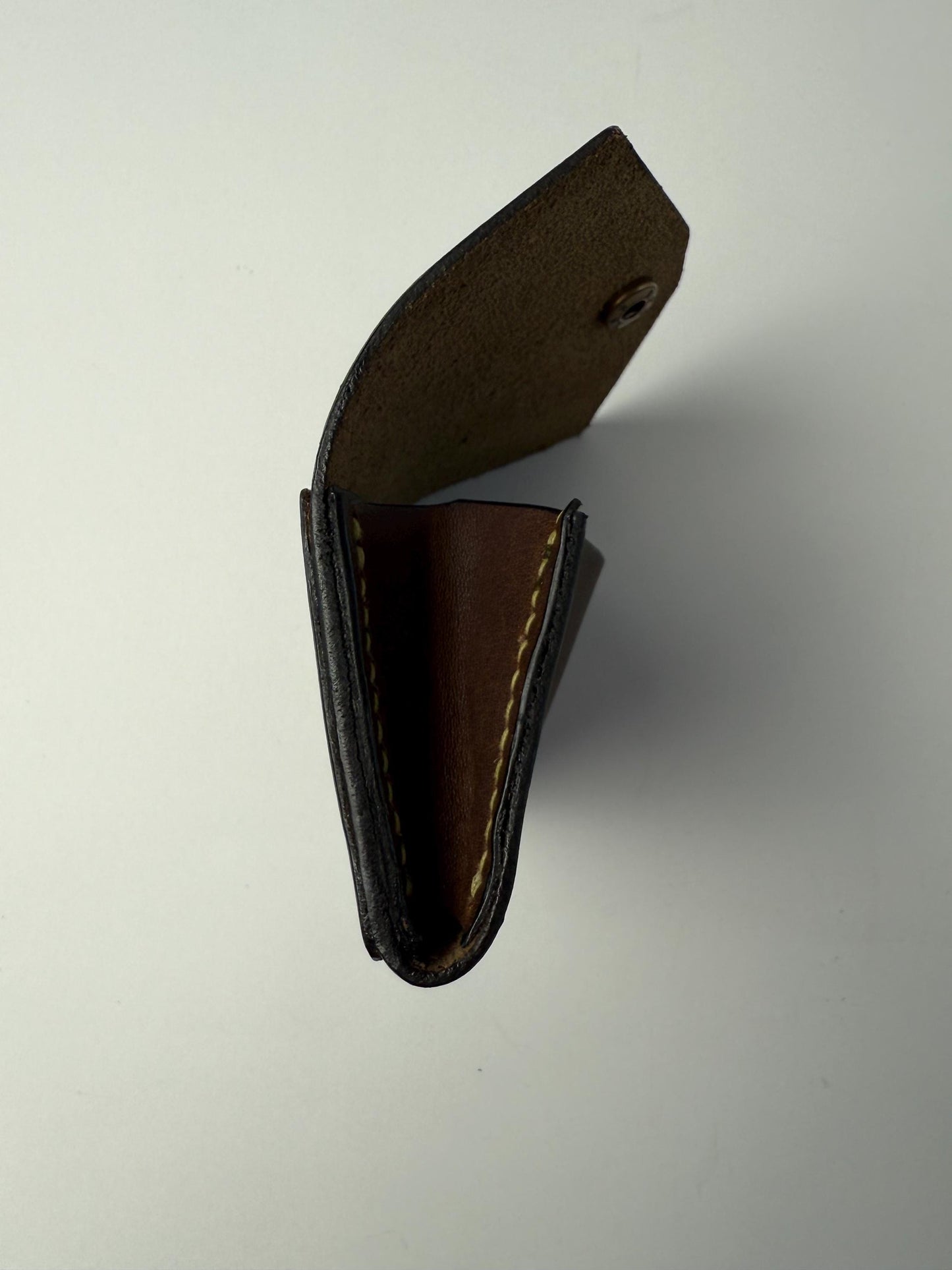 Handmade Leather Coin Pouch and Card Holder - Horween Leather - Hand stitched